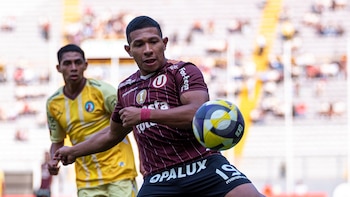 Universitario vs Juan Pablo II